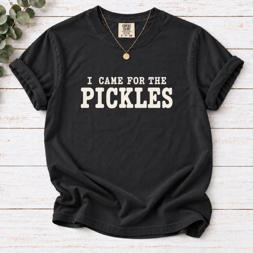 I Came For The Pickles graphic T-shirt in Black