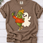 Pickle & Ghost Selfie T-Shirt – Cute Retro Halloween