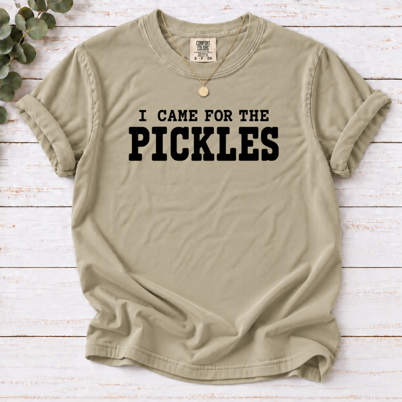 I Came For The Pickles graphic T-shirt in Khaki